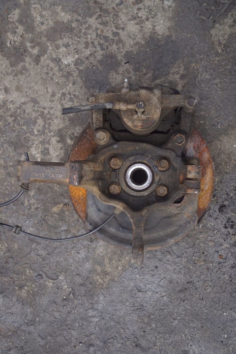 фото №5, Поворотный кулак левый перед nissan qashqai j10 40015jd040