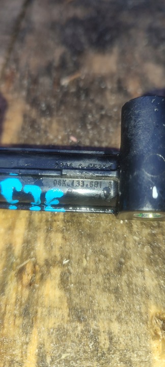 фото №6, Планка впрыскивающий audi vw 1.8 2.0 tfsi 06k133681a