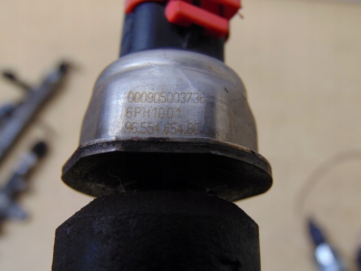 фото №8, Планка вприскувальний датчик citroen nemo 1.4 hdi