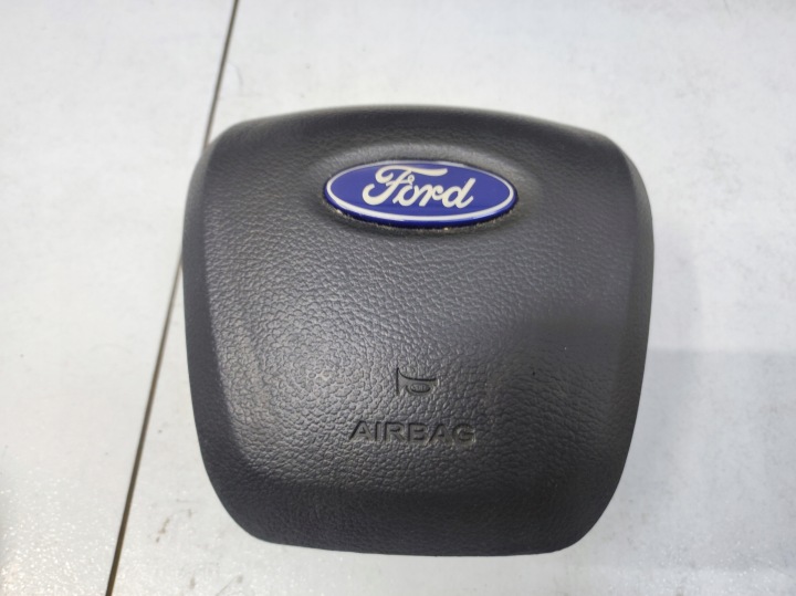 фото №13, Торпедо консоль подушки ремни наколенник eu ford ranger v 5