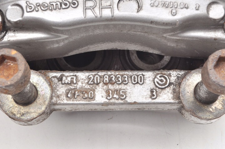фото №12, Maserati quattroporte v супорт гальмівний праве перед 20723304 20833300