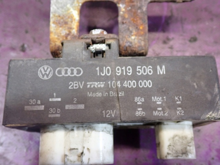 фото №6, Vw fox 05-09 1,2 bmd блок управления  вентиляторов 1j0919506m