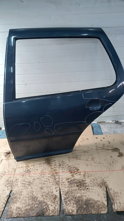 фото №1, Дверь левая зад vw golf iv 01r 5дверь