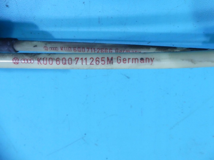 фото №10, Домкрат троси зміни коробка передач vw polo iv 9n 1,2 6v