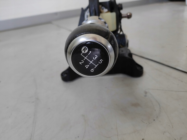 фото №6, Toyota verso рестайлинг механизм изменения коробки передач европа