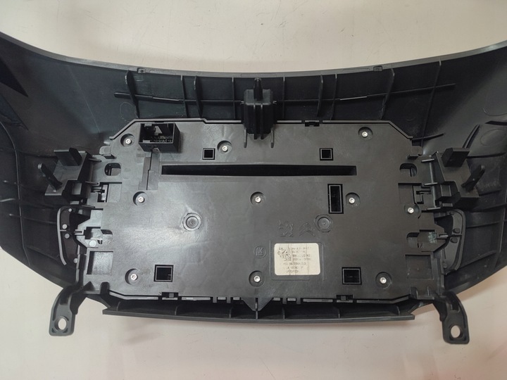 фото №11, Радио навигация cd панель управление радио дисплей воздуховод peugeot 308 t9