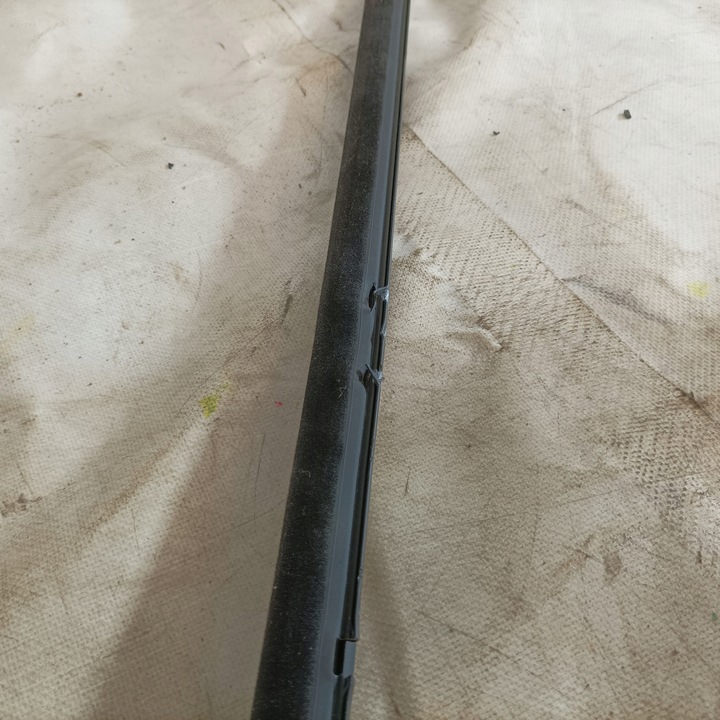 фото №10, Mazda 3 19- планка дверь правые перед хром usa