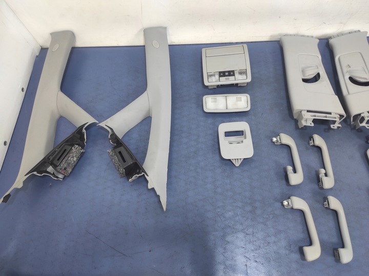 фото №8, Toyota verso i стеля козирки ручки панорама