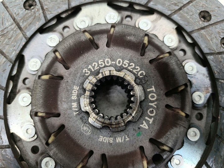 фото №13, Koło двомасовий комплектні toyota corolla verso ii 31250-05220 3121005080a