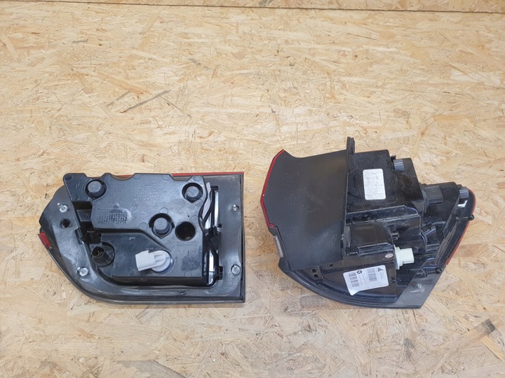 фото №7, Grand cherokee wk2 рестайлінг srt лампа лівий зад комплект p68142941ah p68142945ai