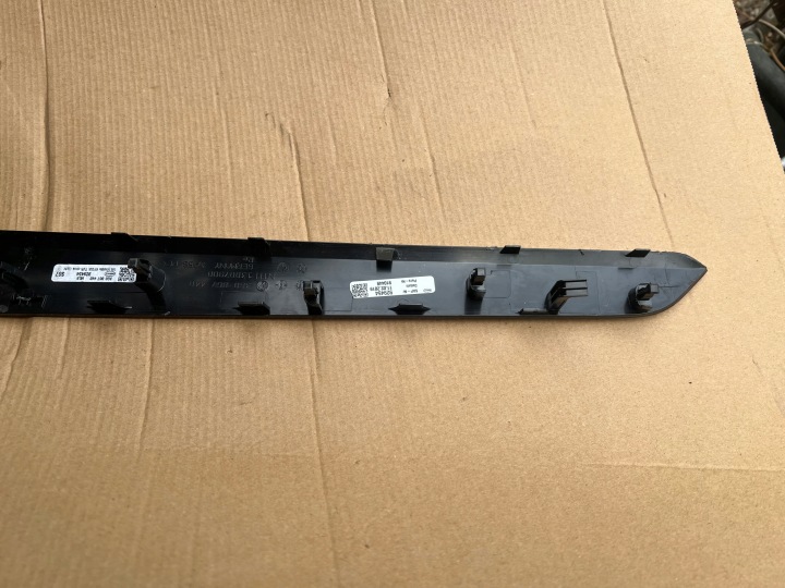 фото №8, Vw passat b8 liistwa дверь правая перед 3g0867440