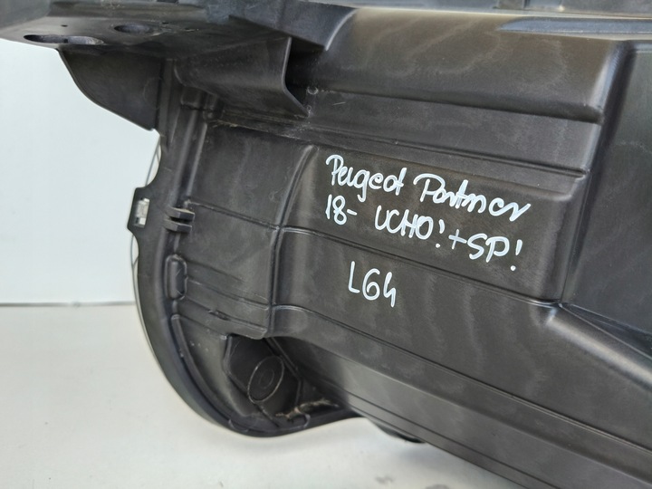 фото №10, Лампа права фара peugeot partner iv 18-