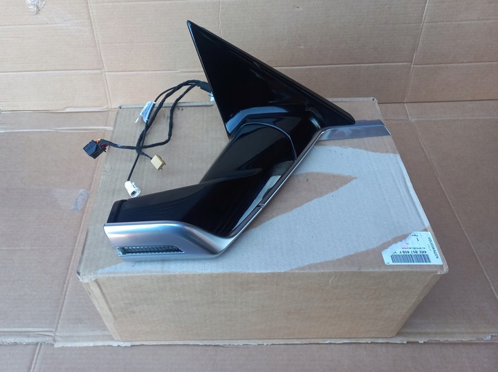 фото №10, Audi e-tron 4ke зеркало камера 4ke857409f y9b 4ke857410f y9b