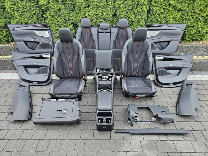 фото №1, Maserati grecale средство сиденья диван обшивки