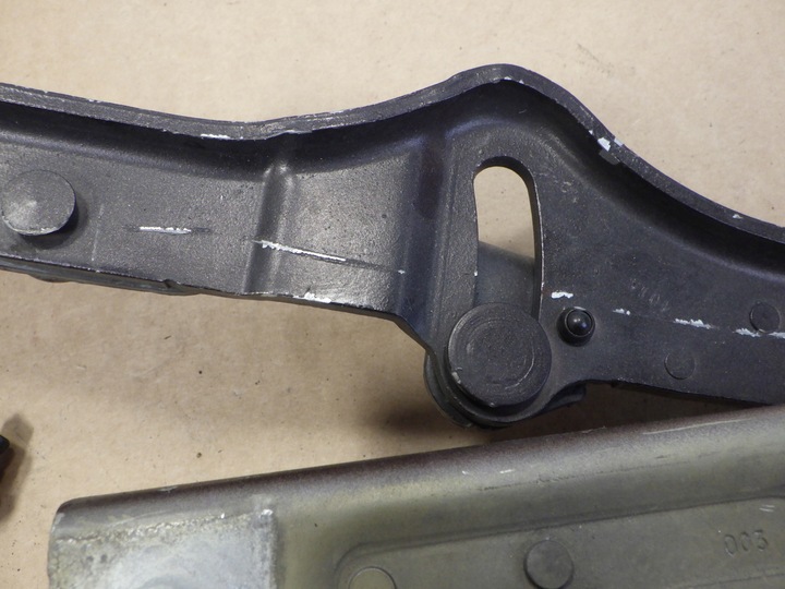 фото №6, Lancia thema ii петля капота лівий