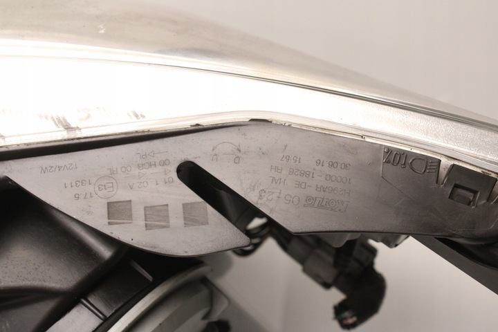 фото №7, Toyota avensis t27 рестайлінг 11-15r фара праві лампа права перед передня