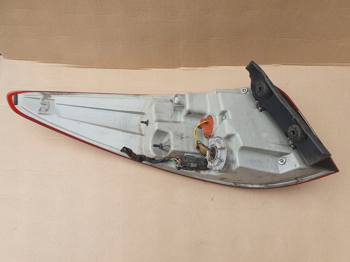 фото №8, Hyundai ix35 лампа led права зад задня з крила 92402-2y500