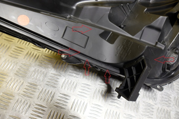 фото №14, Toyota sienna 2021- фара лампа повний led l usa