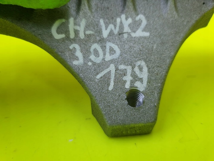 фото №8, Лапи кронштейн двигуна egr jeep grand cherokee wk2 3.0d 90513443f