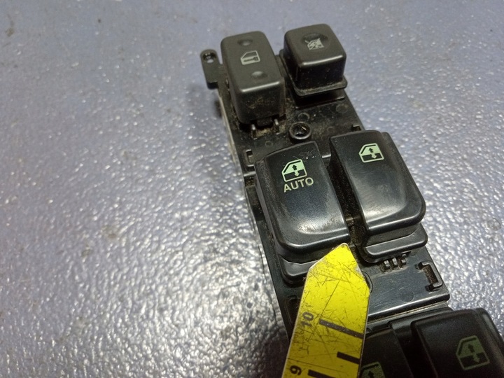 фото №7, Hyundai sonata v nf 05- панель переключатель стекло 93570-3k310qs