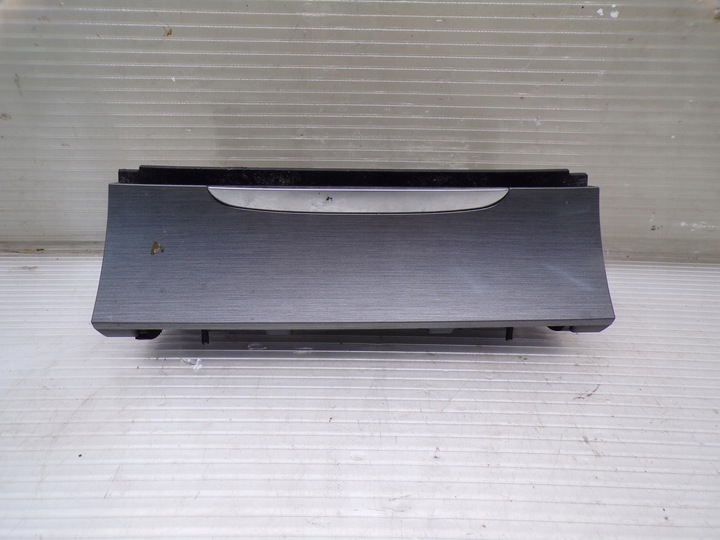 фото №1, Бардачок пепельница volkswagen passat b7 3c0863284k