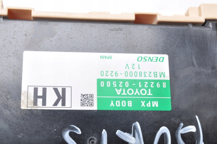 фото №6, Toyota auris ii e18 1.8 гибрид рестайлинг коробка предохранителей 89221-02500