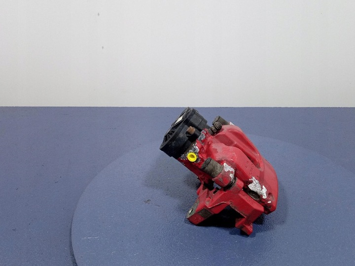 фото №5, Maserati levante суппорт тормозной зад правый задний 06700388370