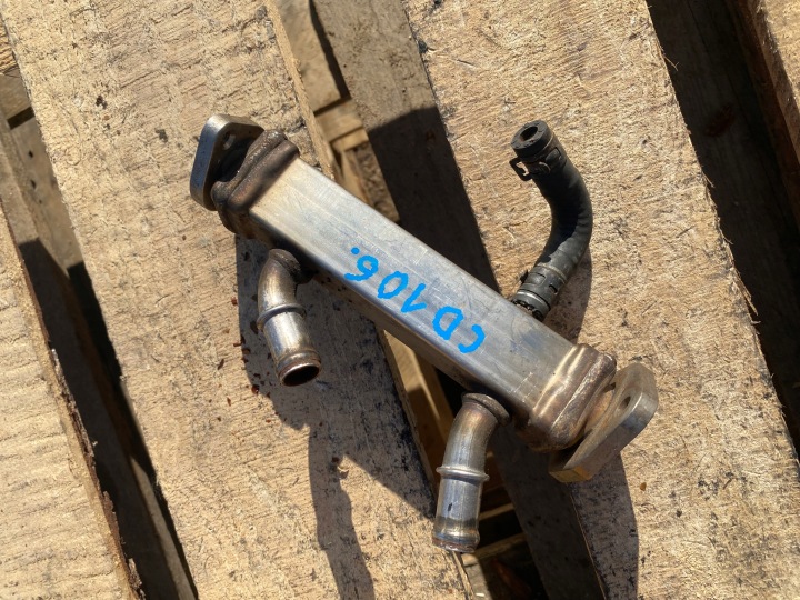 фото №8, Радиатор выхлопных газов egr audi a4 b6 2.5 163km 00-05 059131513d