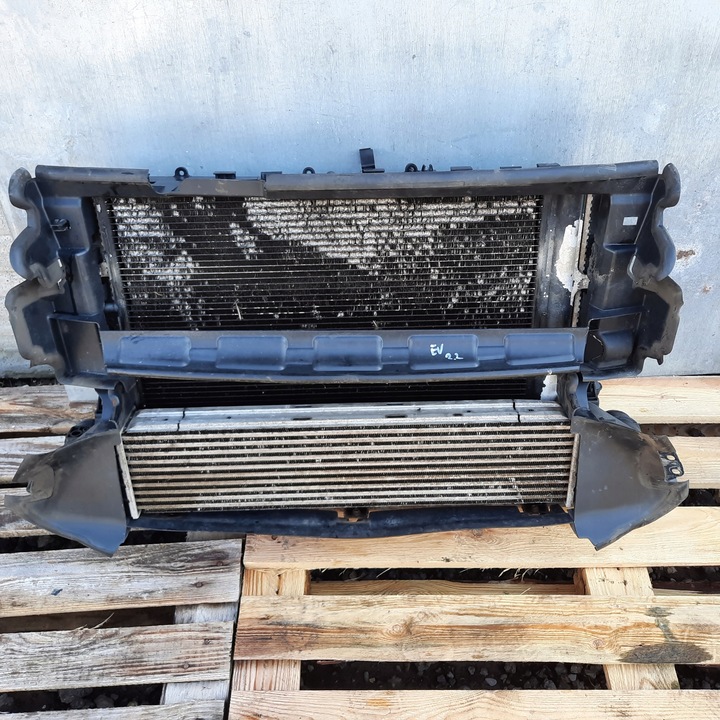 фото №7, Range rover evoque 2.2 автомат pas переднє радіатор комплект