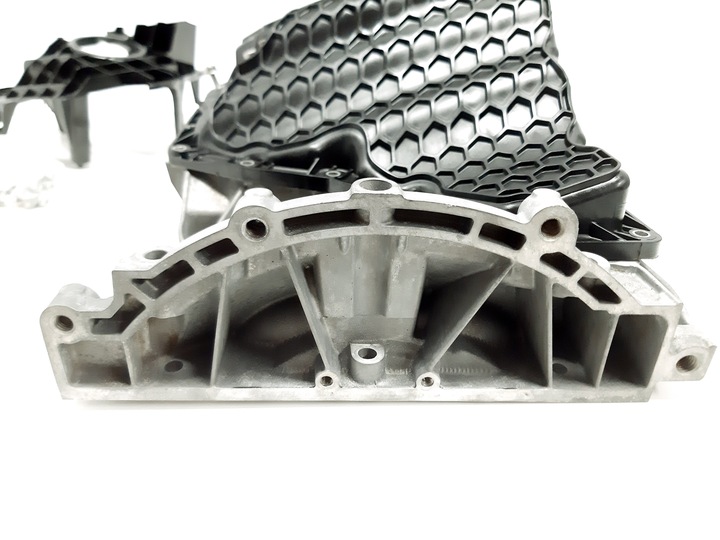 фото №6, Поддон масляная audi a6 c7 1.8 tfsi cyg 06l103598c 06l103603af