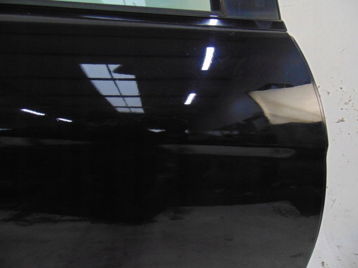 фото №11, Дверь правые зад mercedes c класс w204 sedan 2007-2011 цвет c197