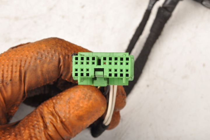 фото №9, Volvo s60 i v70 ii дзеркало ліві електричні 30744754 12 pin європа