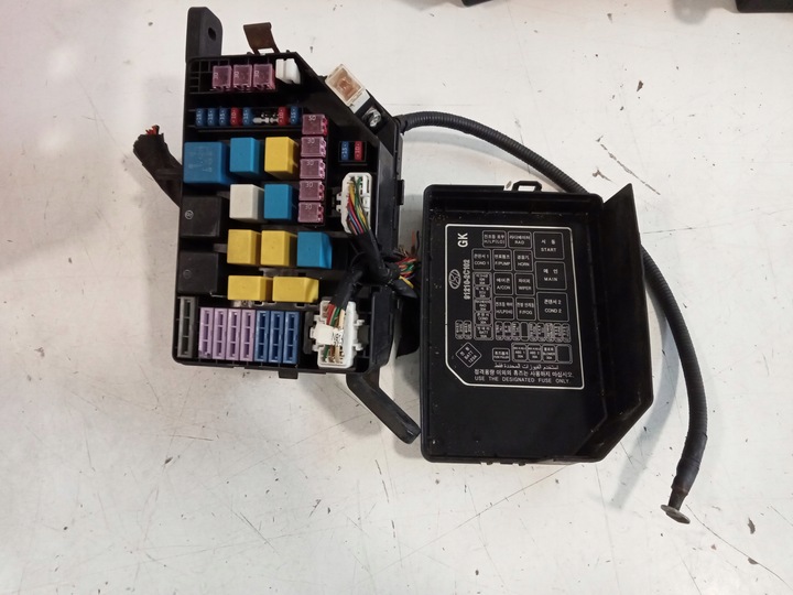 фото №1, Купе 2.0 b 02-09r коробка предохранителей