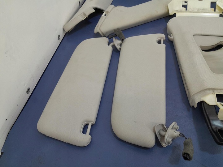 фото №12, Audi a8 d3 длинный потолок козырьки ручки