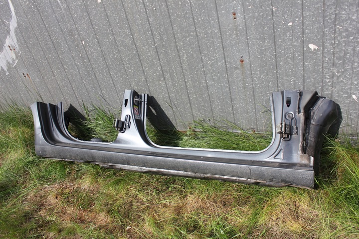 фото №3, Audi a4 b8 поріг праві