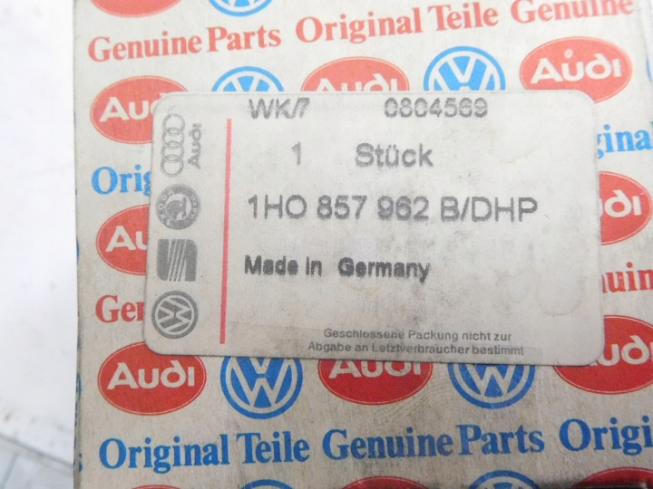 фото №10, Пепельница vw golf iii зад 1h0857962b