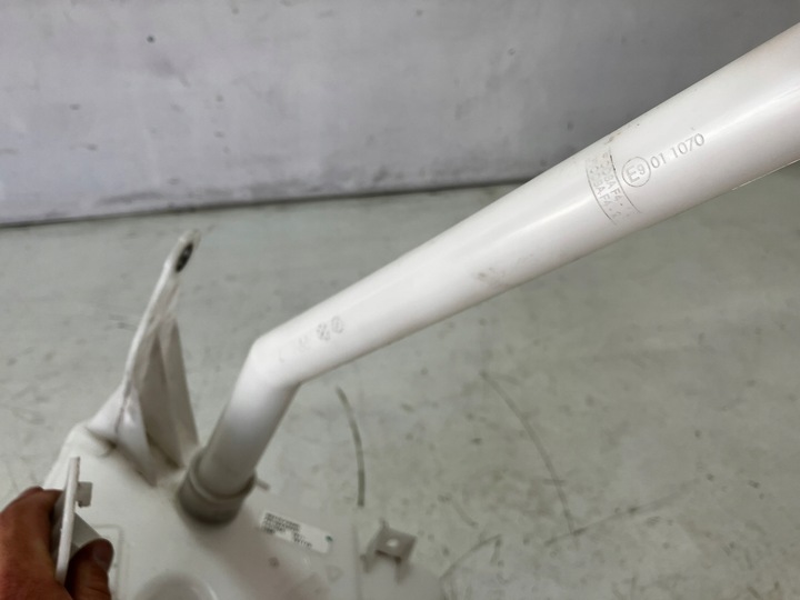 фото №9, Chr c-hr бачок склоомивача комплектний