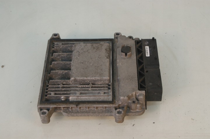 фото №9, Компьютер двигателя hyundai accent 1.4 b 39101-26ad1
