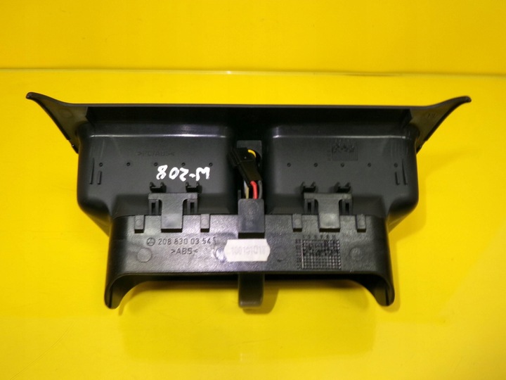 фото №9, Решётка воздуховод средняя mercedes-benz w208 2088300354 nr739