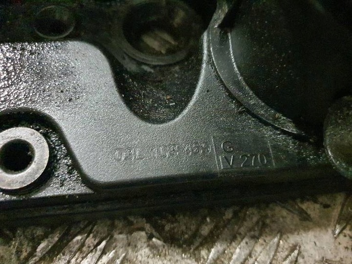 фото №4, Крышка клапанов vw t5 2.0 tdi 03l103469g