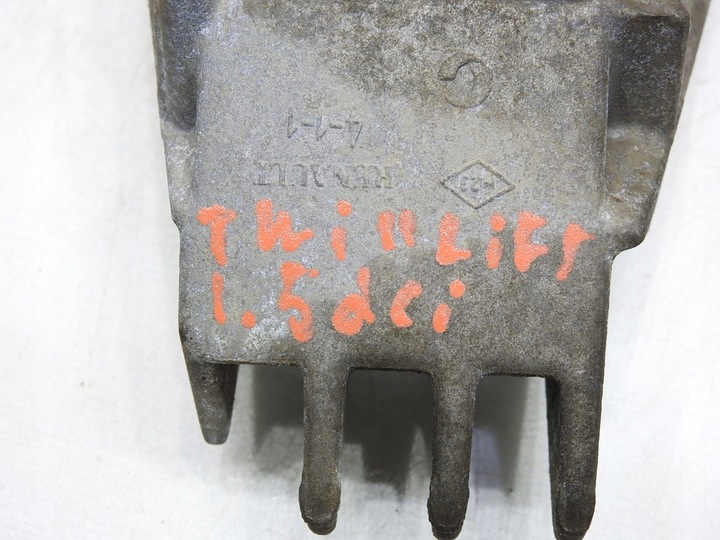 фото №7, Лапи кріплення вприску dpf twingo ii 1.5 dci