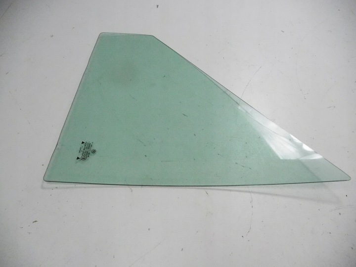 фото №6, Стекло дверь правые перед vw polo 82-94 867845116a