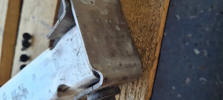 фото №9, Q7 4m ii зона зминання obdój кронштейн праві перед 4m0802038a