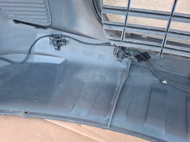 фото №12, Бампер перед vw crafter i pdc оригінал ні клеєний