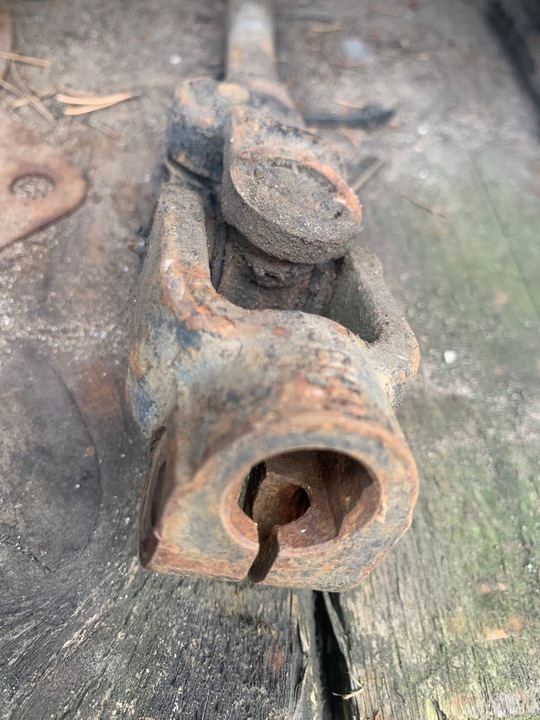 фото №9, Хрестовина хрестовини нижня колонки кермо nubira