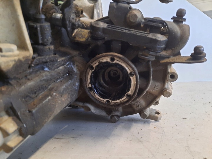 фото №7, Volkswagen golf 4 iv 97-06 1.4mt коробка передач коробки передач механическая duw 02k301107 akq