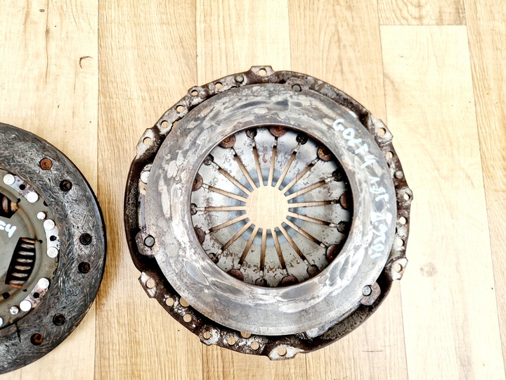 фото №1, Сцепление комплектные vw golf iv 037105273c 038141032 1.9 tdi