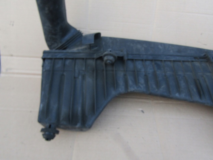 фото №9, 1 mercedes w203 2.0 корпус воздуховод фильтра воздуха купе