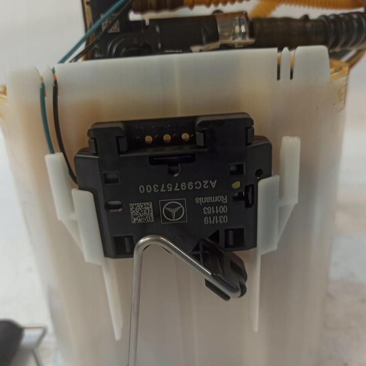 фото №10, Mercedes-benz w177 amg a35 2.0 b насос топлива a2474703300