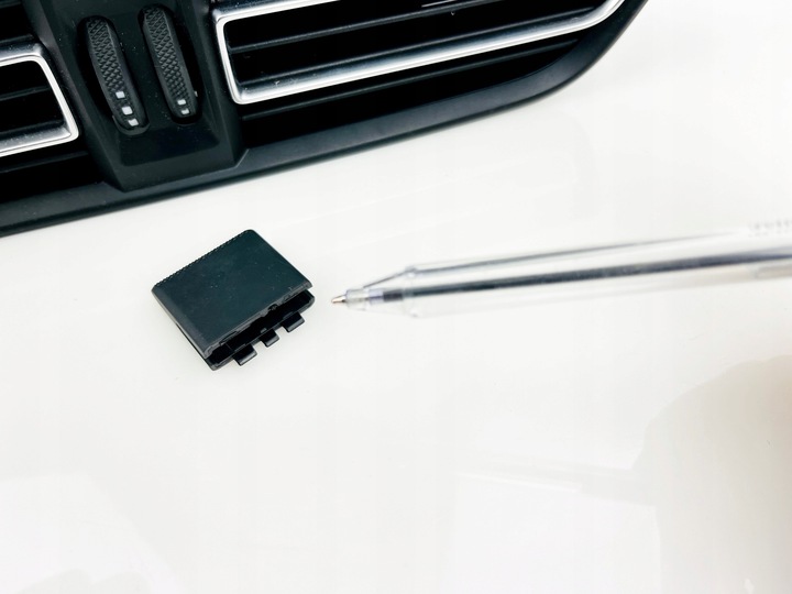 фото №10, Центральный, средний воздуховод панели распределительной porsche macan 95b819110 e g0e